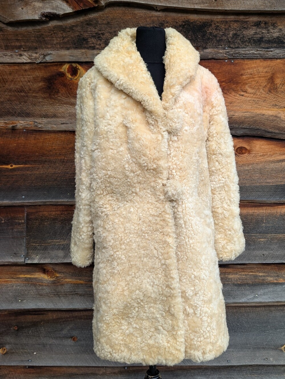 Vintage 1970s New Zealand Curly Sheepskin Shearling Coat Cream Medium